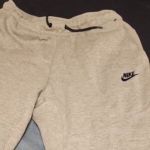 Nike Tech Mens Heather Gray Joggers